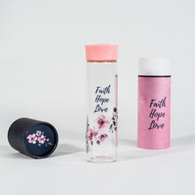Charger l'image dans la galerie, Faith Hope Love Glass Water Bottle in Pink