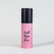 Charger l'image dans la galerie, Faith Hope Love Glass Water Bottle in Pink