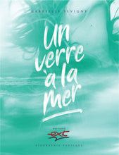 Charger l'image dans la galerie, Un verre à la mer
