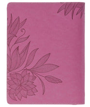Charger l&#39;image dans la galerie, 2026 - 18 Month Planner, Pink Faux Leather, Zippered

